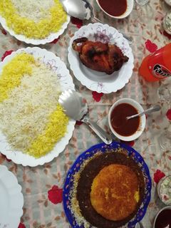 عکسی از دستور مرغ شکم پر خودم پز