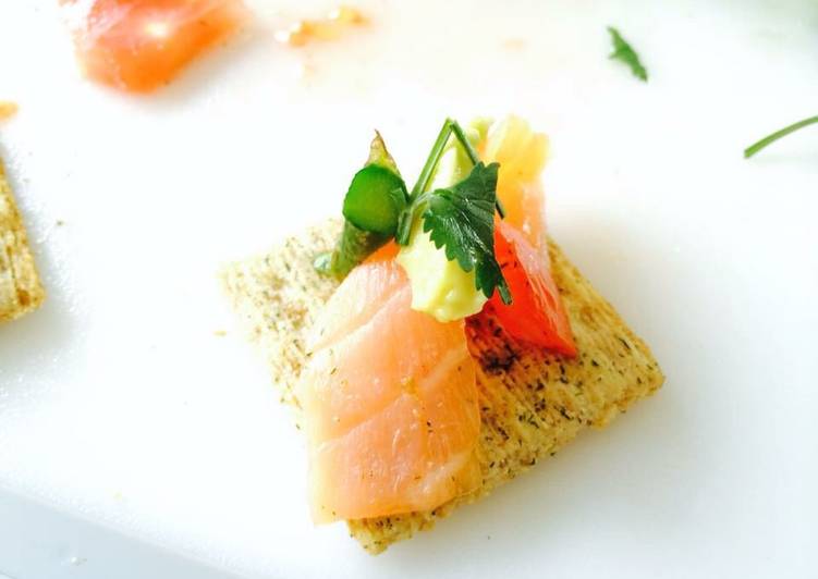 Easiest Way to Prepare Speedy Smoked salmon appetizer