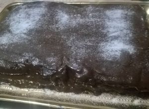 Una foto de Torta húmeda de chocolate
