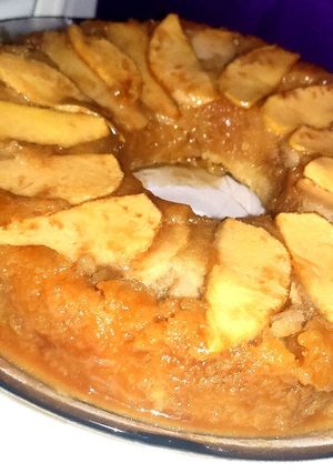 Una foto de ✨Torta invertida de manzana✨