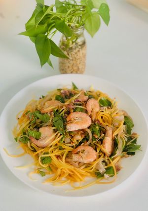Hình của món Gỏi đu đủ tôm thịt.