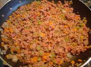 Una foto de Picado de verduras con carne
