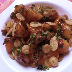 A picture of Khattay Meethy Aloo.