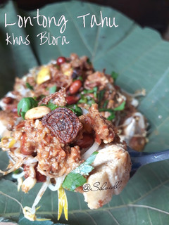 Foto resep Lontong Tahu/ Tahu Sambel khas Blora