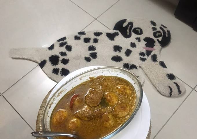 Dim Posto Bhape Steamed Egg Curry In the Khus Khus Gravy