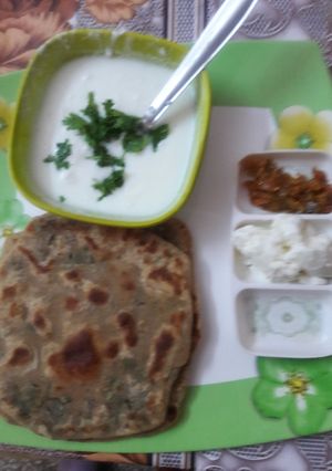 A picture of #flat bread theme#onion mint coriander paratha.
