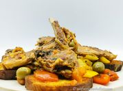 Una foto di costolette di agnello