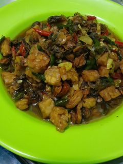 Foto resep Oseng tempe kerang pedas