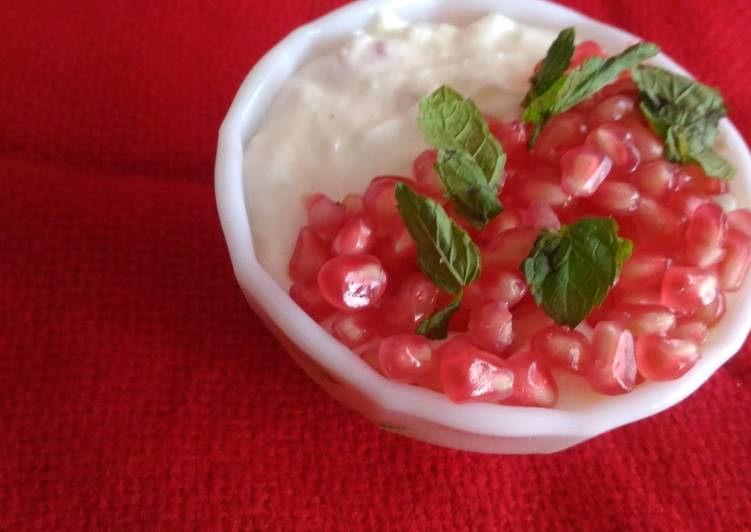 Step-by-Step Guide to Make Perfect Pomegranate raita