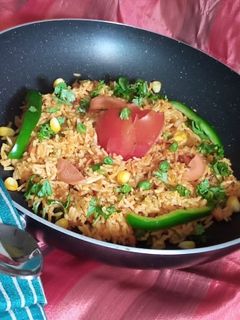 તવા પુલાવ (Tava Pulao Recipe In Gujarati) રેસીપી મુખ્ય ફોટો