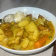 Làm cà ri gà cho một ngày se lạnh (dùng mỡ gà thay cho dầu ăn)