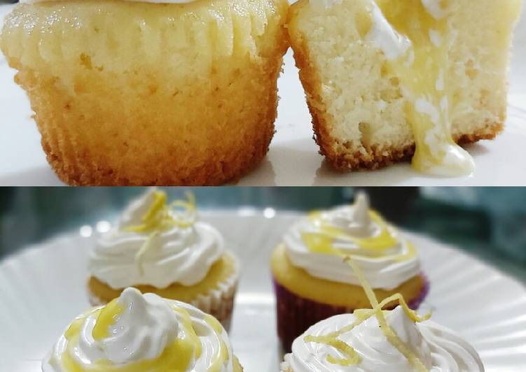 Easiest Way to Make Super Quick Homemade Lime Meringue Cupcakes