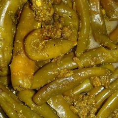 A picture of Hari mirch ka aachar.