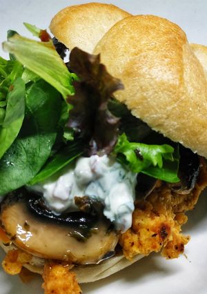 Una foto de Burger Crispy chicken