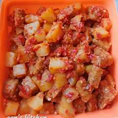 A picture of Sambal balado kentang campur tempe.