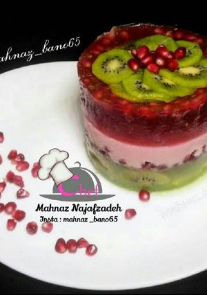 عکسی از دستور ژله انار استوانه ای یلدایی
