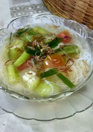 Foto resep Sop Oyong Bihun...😋