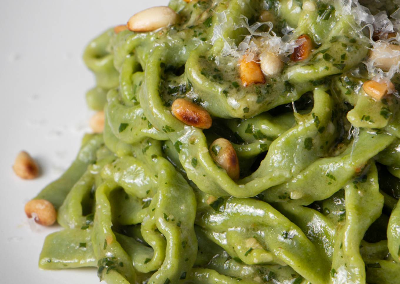 Spinach Fettuccine with Homemade Basil Pesto