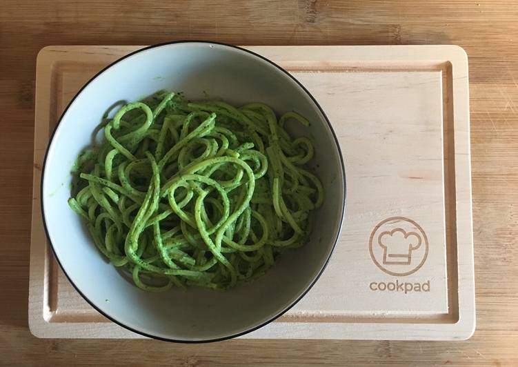 Simple Way to Make Favorite Spaghetti quadrati con salsa di ricotta e spinaci