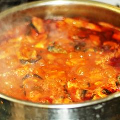 A picture of My mom in law's fish curry- Central Tranvancore style.