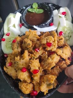 फलाहारी नारियल पकौड़े (Falahari Nariyal pakode recipe in hindi) रेसिपी मुख्य फोटो