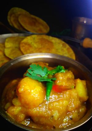 ডুবকি ওয়ালে আলু(Dubki wale aloo recipe in Bengali) রেসিপির প্রধান ছবি