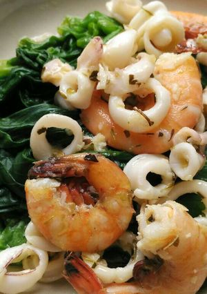 Foto resep Pokcoy Siram Seafood Goreng Mentega with Oregano & Thyme