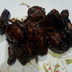 A picture of Teriyaki chicken.