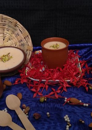 A picture of Mishti doi- Traditional Bengali Sweet Yogurt.