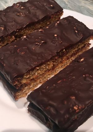 Banánnal töltött zabpelyhes csoki recept fotója