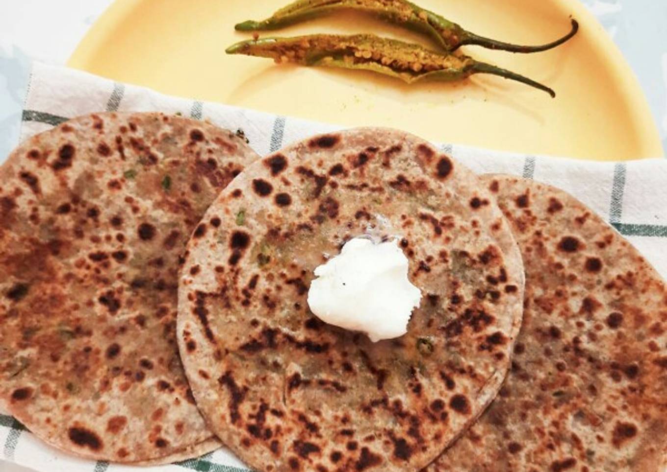 Palak paneer paratha