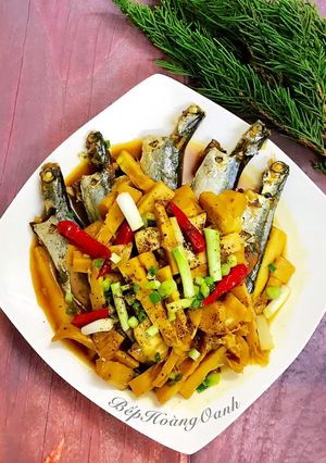 Hình của món Cá Nục Kho Măng.