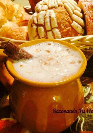 Una foto de Atole de coco😋😋
