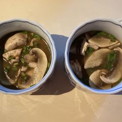 A picture of California Farm Clear Onion Soup.