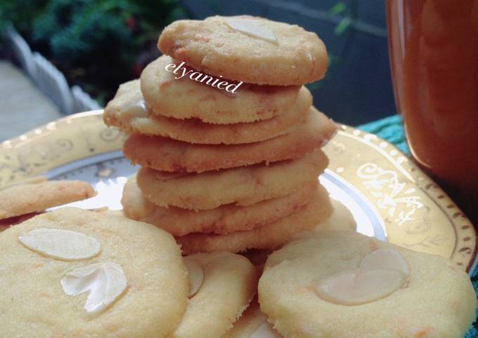 Cookies putih telur (lidah kucing)