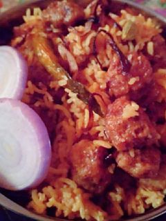 চিকেন বল পোলাও (Chicken ball pulao recipe in Bengali) রেসিপির প্রধান ছবি
