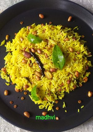 A picture of Lemon Rice.