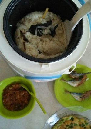 Foto resep Nasi liwet peda sederhana ricecooker