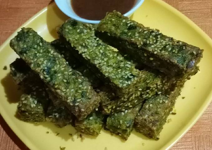 Spinach and fenugreek sticks