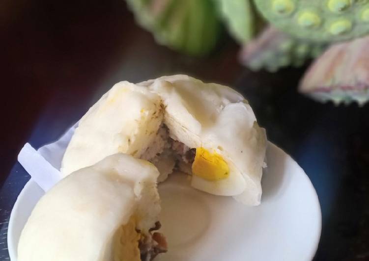 Bánh bao nhân thịt