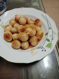 Hình của món Trứng cút chiên nước mắm.