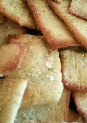 A picture of Spicy crackers.