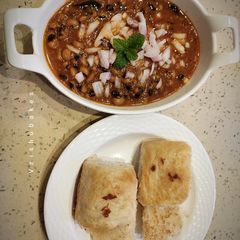 Diet Misal Pav (No Oil Recipe) A picture of Diet Misal Pav (No Oil Recipe).