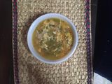 Sopa de nopalitos con huevo