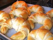 Kép erről: sajtos kifli kefir