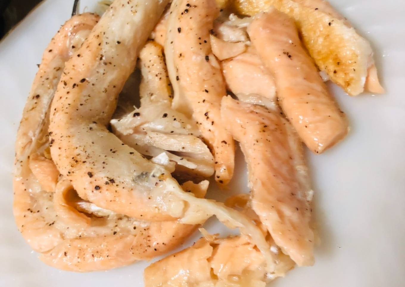 Lemony Salt & Pepper Salmon Belly in EVOO