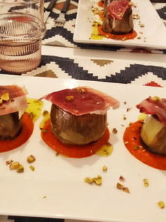 Una foto de Alcachofas confitadas