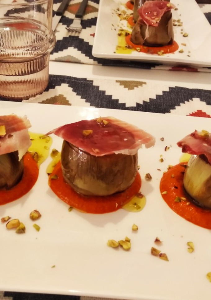 Una foto de Alcachofas confitadas
