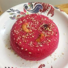 A picture of Beetroot Rava Kesari.