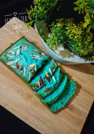 A picture of Eggless tea cake.